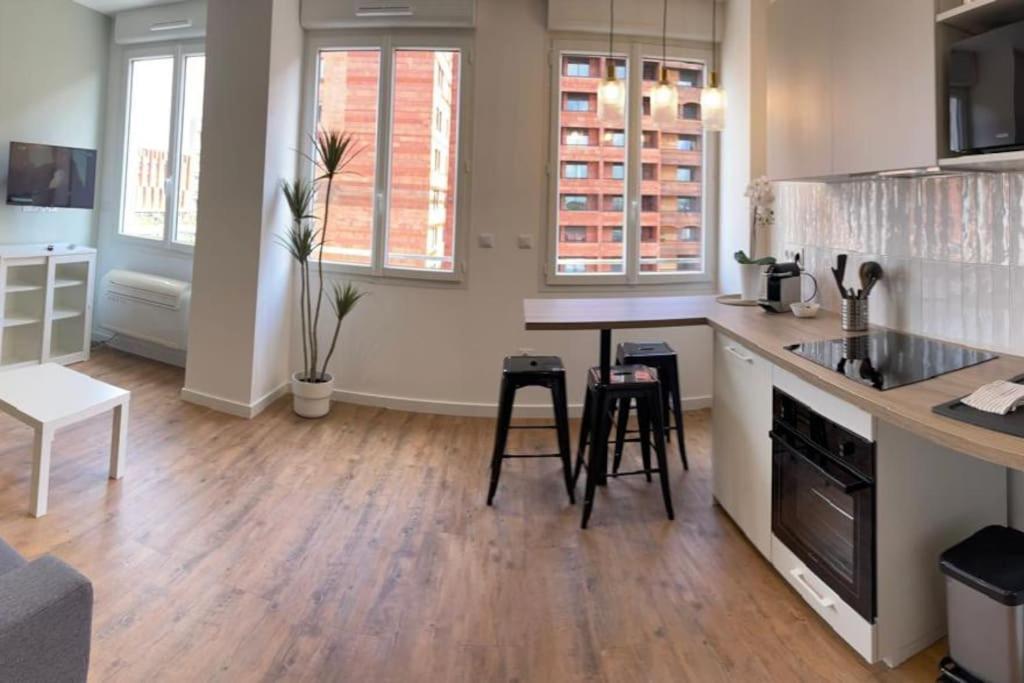 Clim Ascenseur R4 T2 Moderne Au Coeur De Apartment